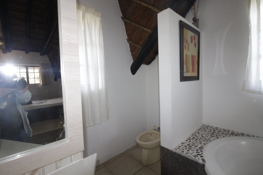 6 Bedroom Property for Sale in Ferreira Town Eastern Cape